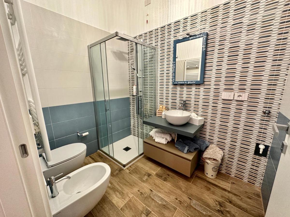 Bed Art Relaxing Suite - Appartamento Con Sauna Happiness Suite Gallery San Benedetto del Tronto Exterior photo
